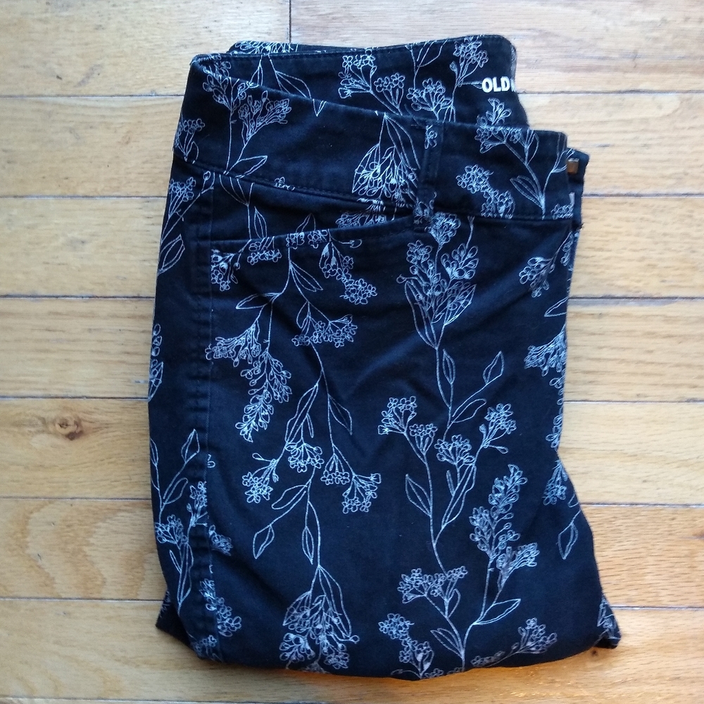 Black Old Navy Jeans